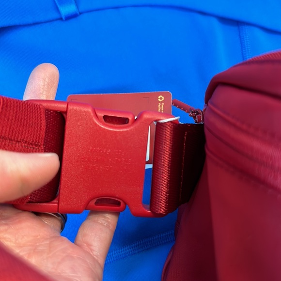 Lululemon Dark Red with gold hardware Lunar New Years Everywhere Belt Bag EBB 1L - Picture 9 of 15